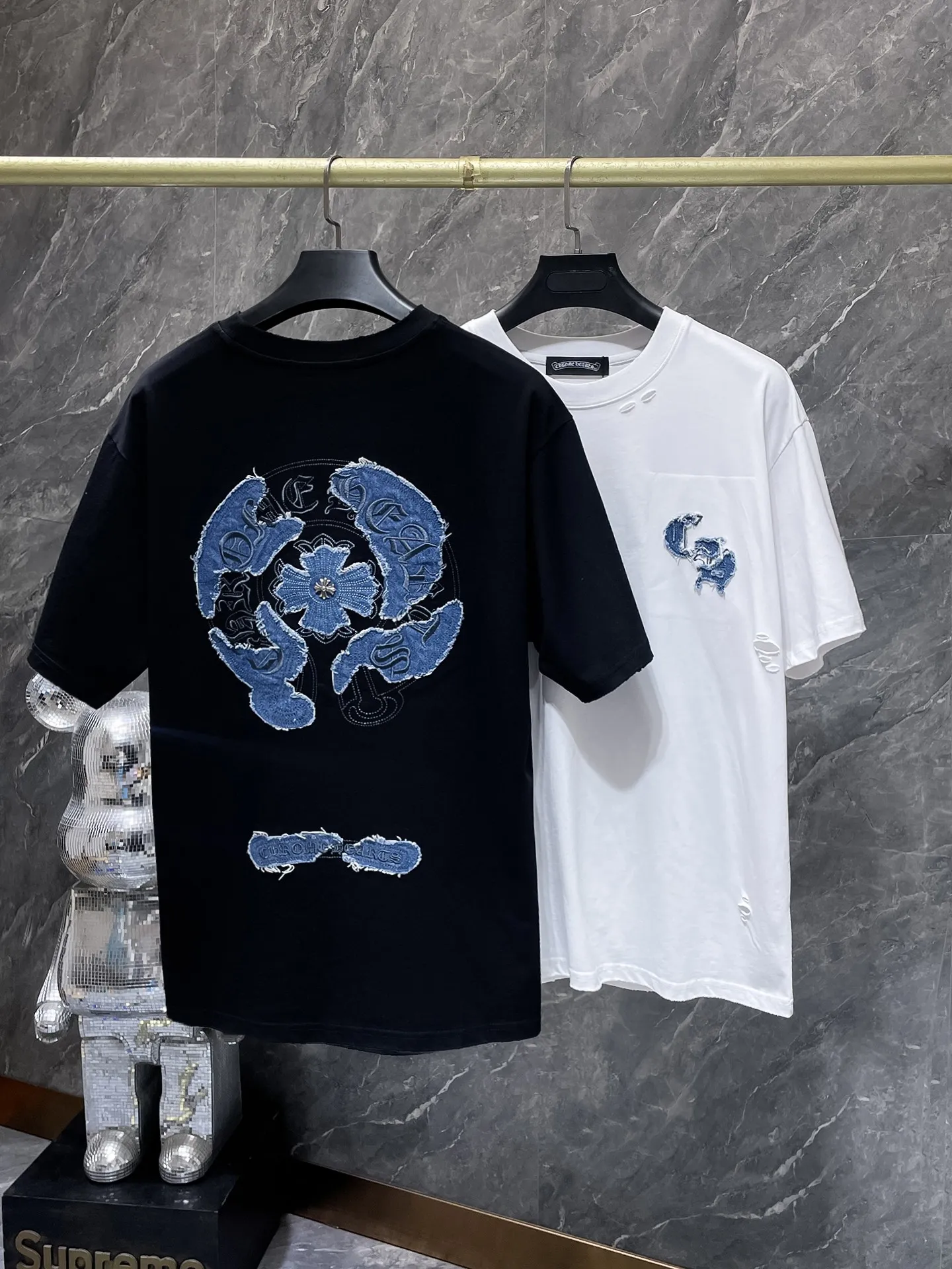 P180 New Chrome Hearts 25ss for summer, washed style, high gram weight, environmentally friendly high-quality top-grade fabric, 280g Crow Horseshoe Contrast Color Patch Short Sleeves, heavy-duty pure hand-cut patch embroidery process, counter synchronization, replica version 1:1, recommended color: black, white, size: S, M, L, XL